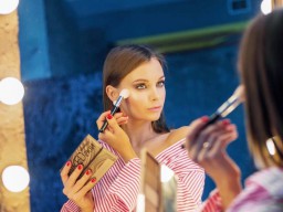 Урок макияжа Правильный макияж - Подарки в Екатеринбурге, подарочные сертификаты | интернет-магазин подарков с доставкой